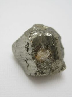 Pierre Brute Pyrite 7 Chakras