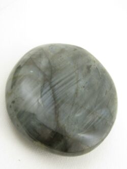 Pierre Galet Labradorite Polie