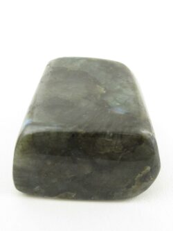 Pierre labradorite polie