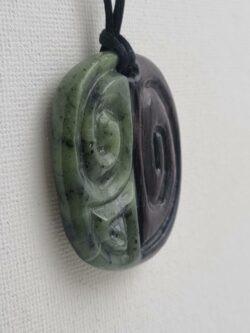 Pendentif Bois de Palissandre et Jade néphrite